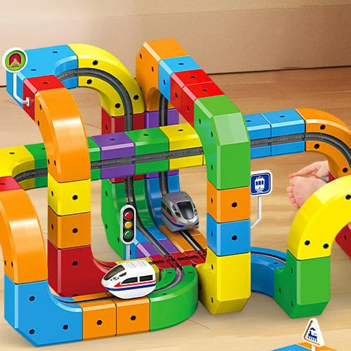 EngineerExpress - Interaktivt 3D-tåg – Utveckla din fantasi