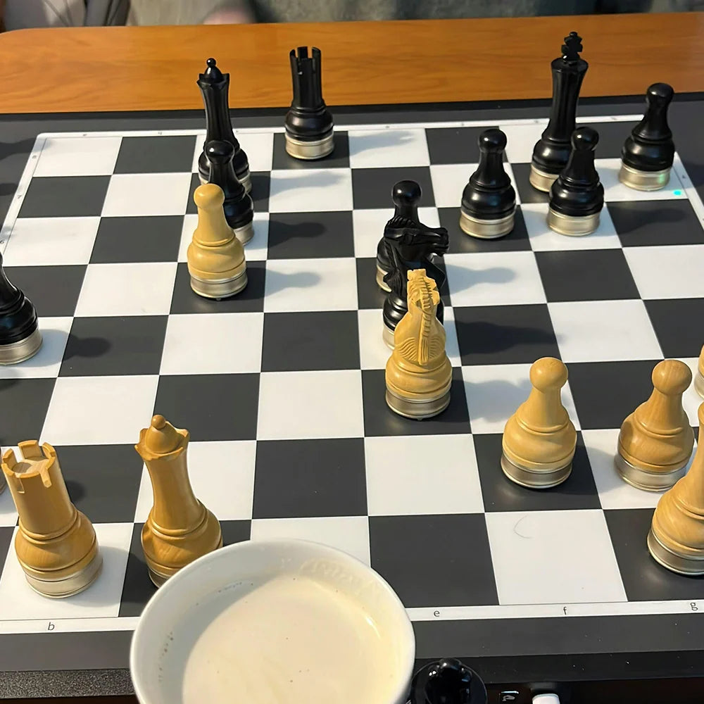 ChessForge – Avancerat smart schackbrädessystem