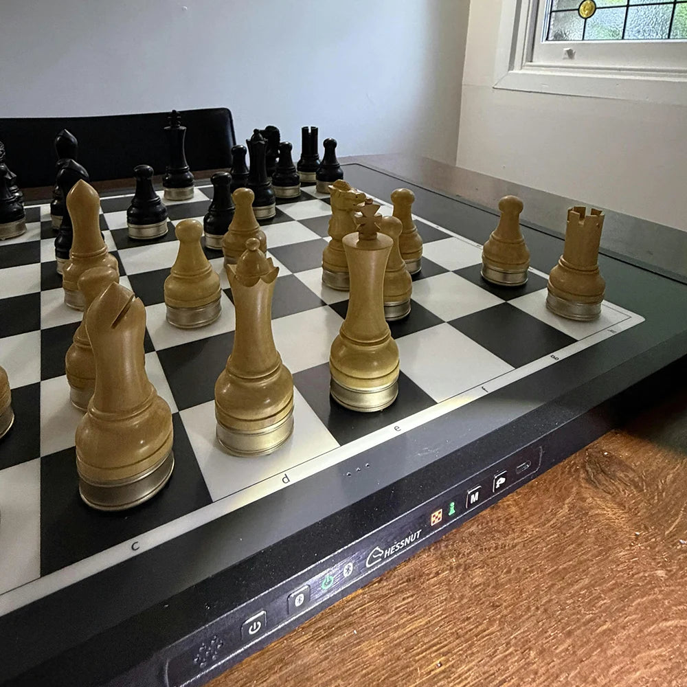 ChessForge – Avancerat smart schackbrädessystem